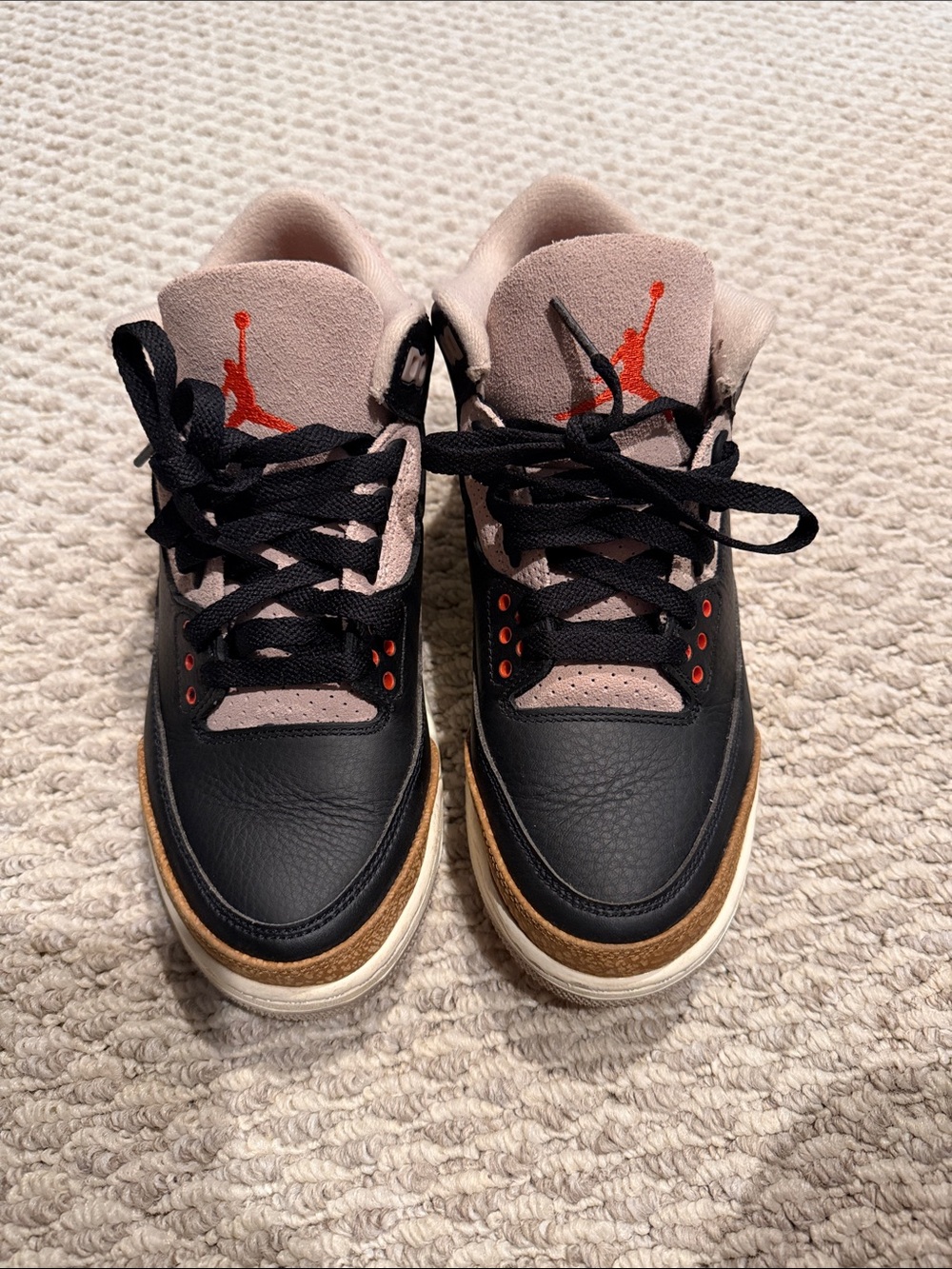 Jordan Retro Low-Top Sneakers in Black, Taupe & Red